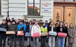 wi3an5586j_____charita_2025