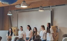 4af2kynfxr_____20251210_121132