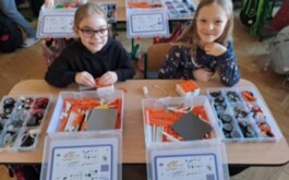 axf5umxr5d_____Média (23)