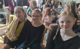 58j7rqvo6c_____1000024122