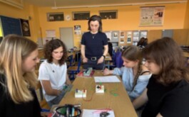 k647r18mia_____96132f8e-dca5-4cf0-880b-54e4f61073d3