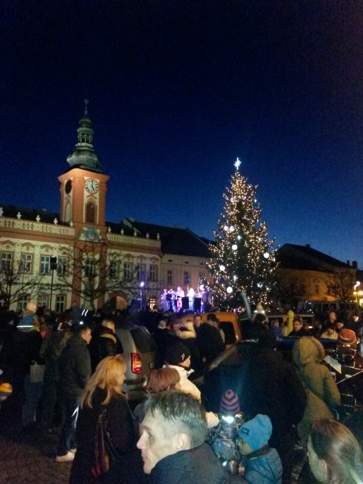 Rozsvěcení vánočního stromu 2016