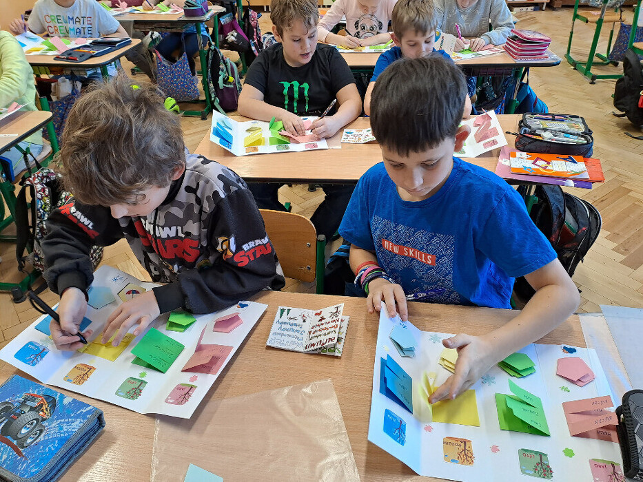 Českoanglický lapbook 2024