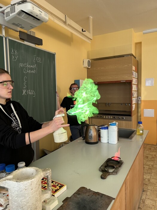 Moderní chemie 2025